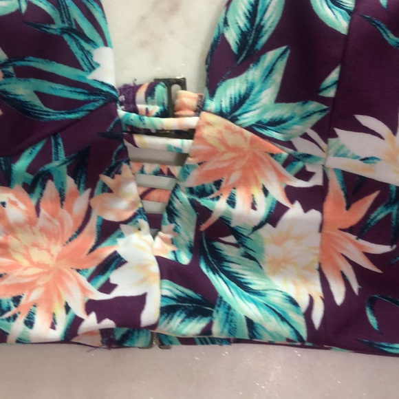 😎 Tori Praver swim - Picture 3 of 12